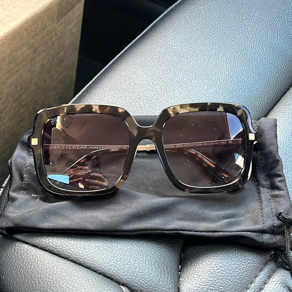 Diff Sunglasses Sandra
